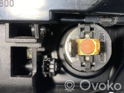 Пепельница (передняя)