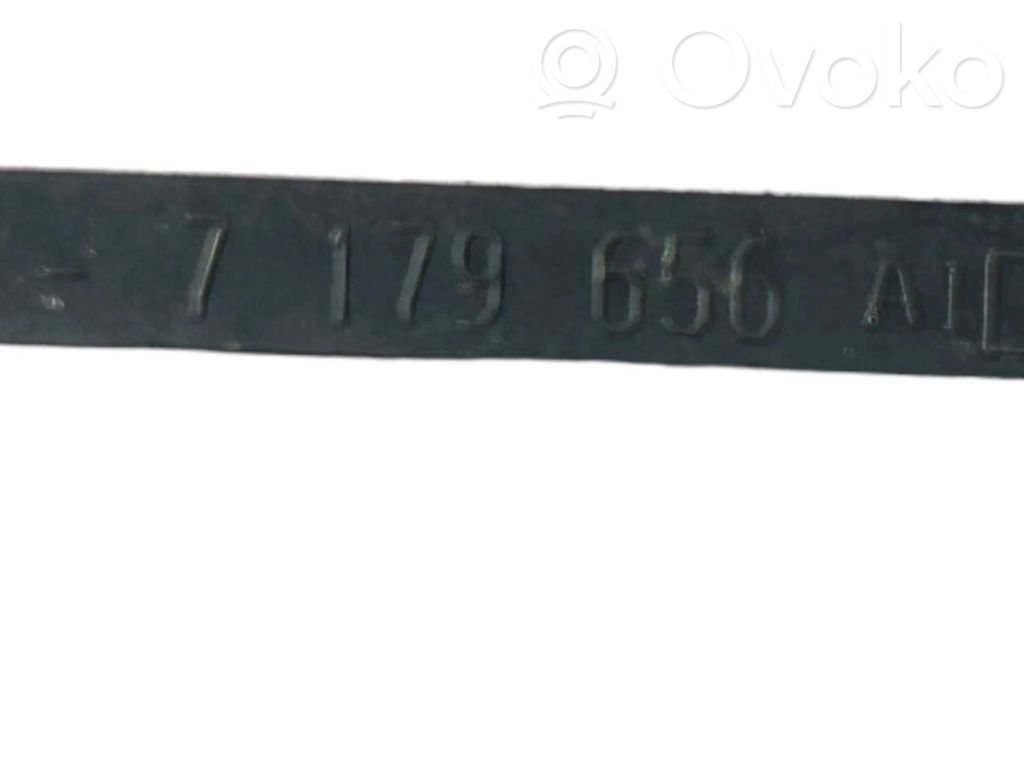 Augšējais režģis