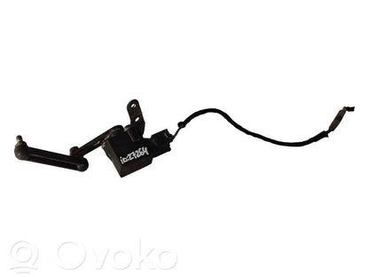 Augstuma sensors (priekšējo lukturu)