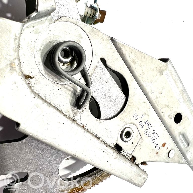 Handbrake mechanism (inside)