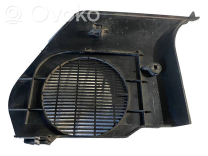 Side speaker trim