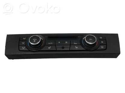 Gaisa kondicioniera / klimata kontroles / salona apsildes vadības bloks (salonā)