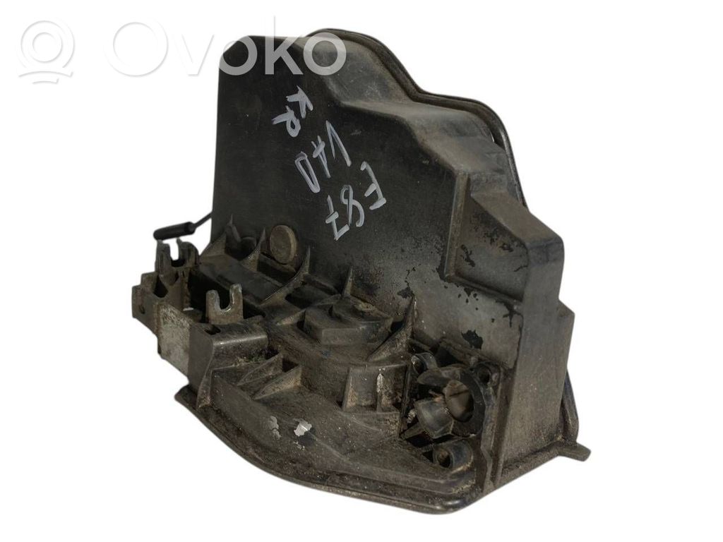 Front lock