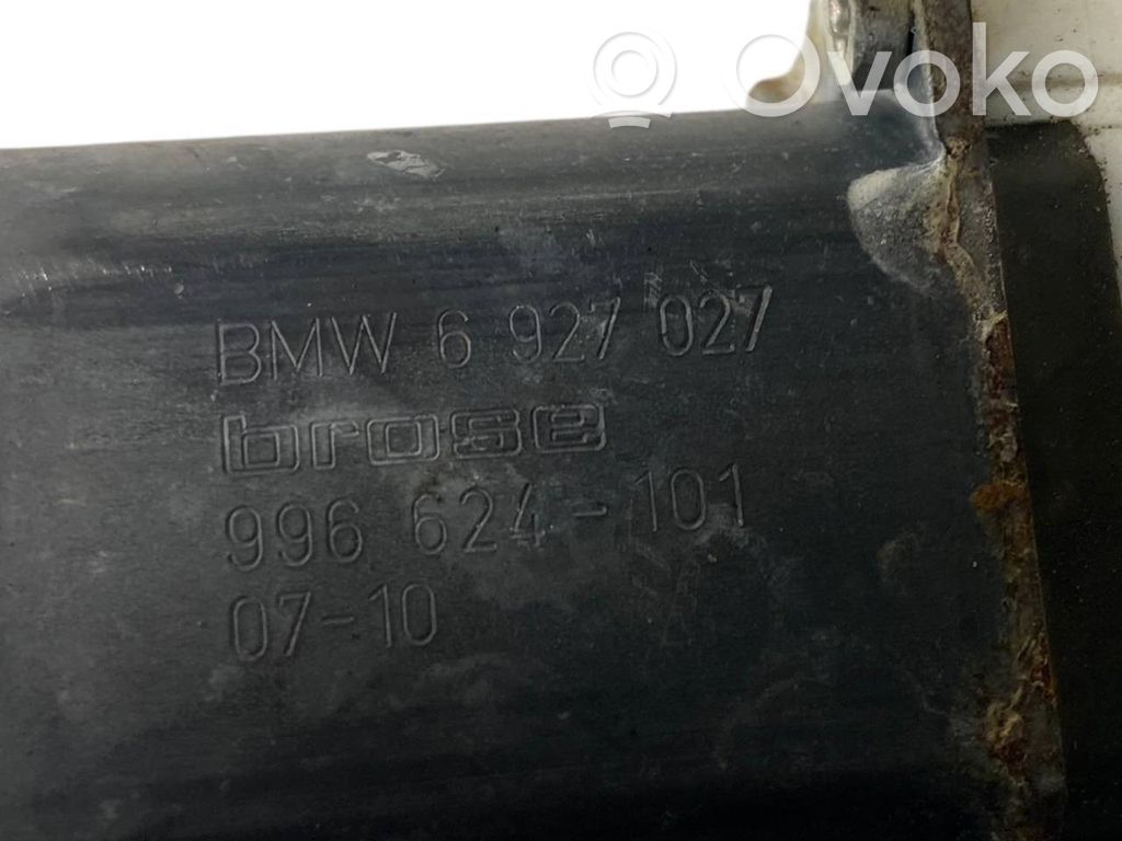 Priekšpusē elektriskā loga pacelšanas mehānisma komplekts