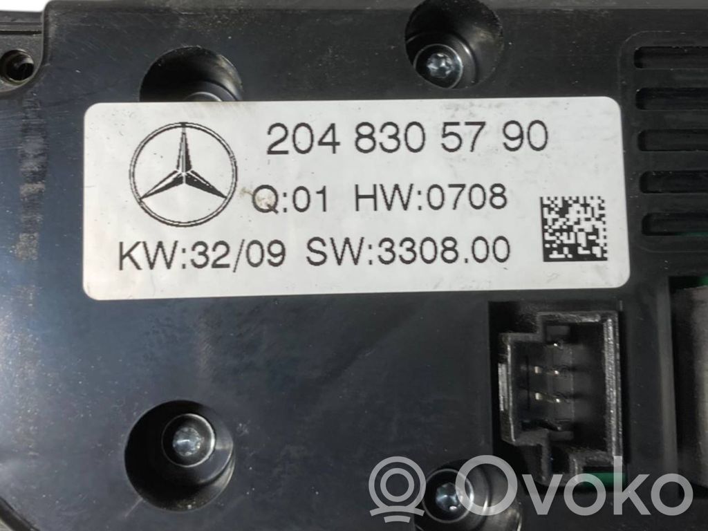 Gaisa kondicioniera / klimata kontroles / salona apsildes vadības bloks (salonā)