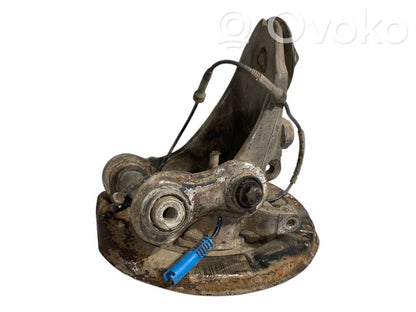 Aizmugurē riteņa rumbas vārpstas šarnīrs (stupica, capfa)