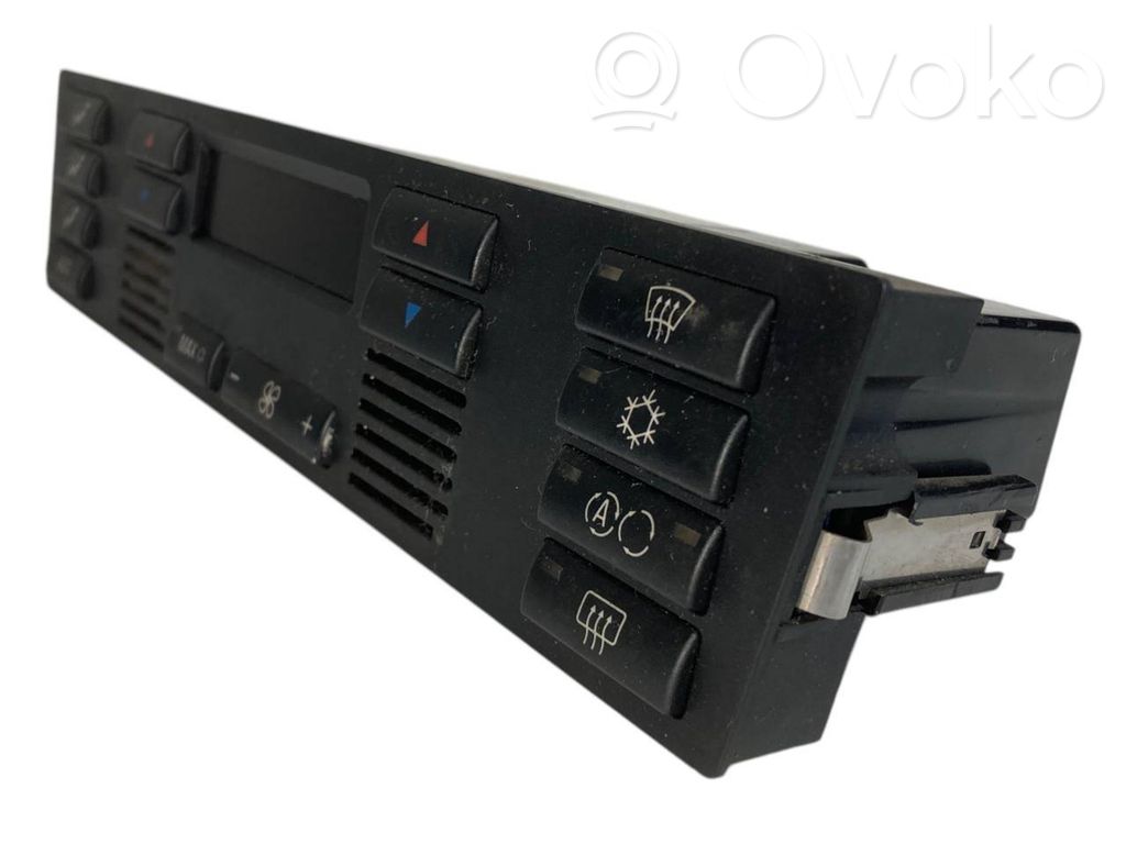 Gaisa kondicioniera / klimata kontroles / salona apsildes vadības bloks (salonā)