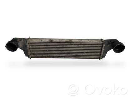 Starpdzesētāja radiators