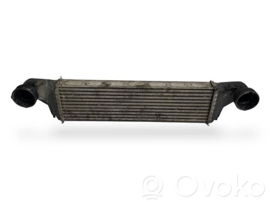 Starpdzesētāja radiators