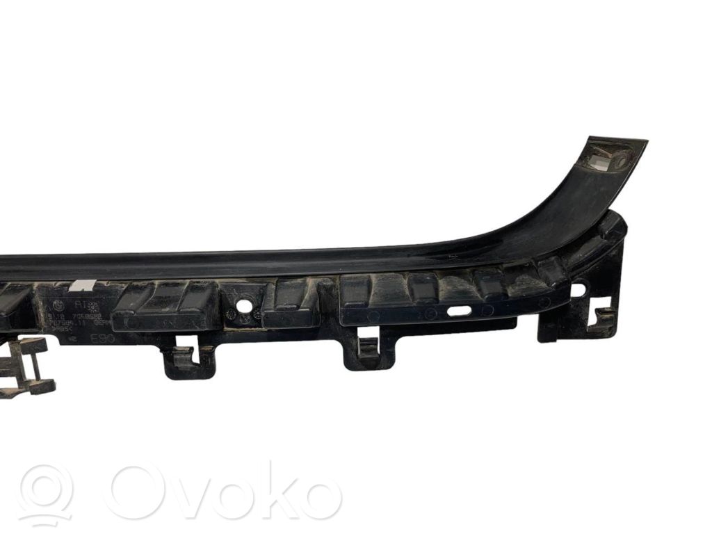 Aizmugurējā bufera montāžas kronšteins