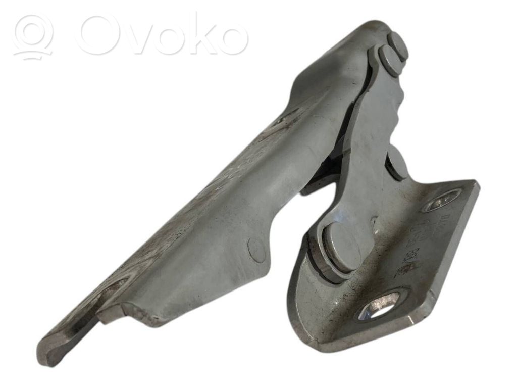 Engine hood hinge(s)
