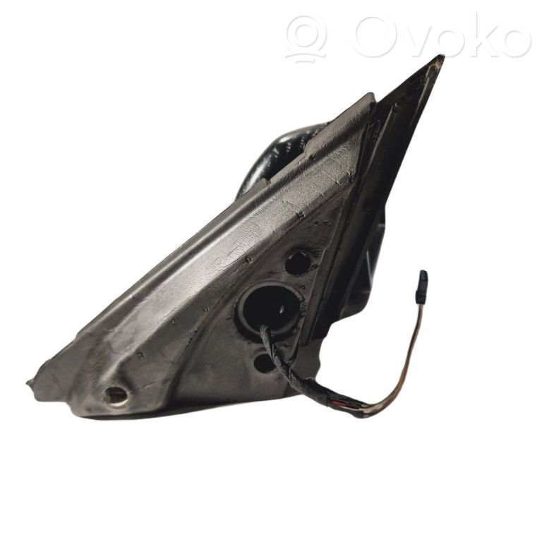 Mirror (electrically controlled)