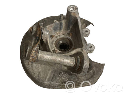 Aizmugurē riteņa rumbas vārpstas šarnīrs (stupica, capfa)