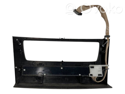 Pretslīdes (ASR) slēdzis