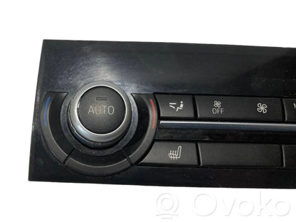 Gaisa kondicioniera / klimata kontroles / salona apsildes vadības bloks (salonā)