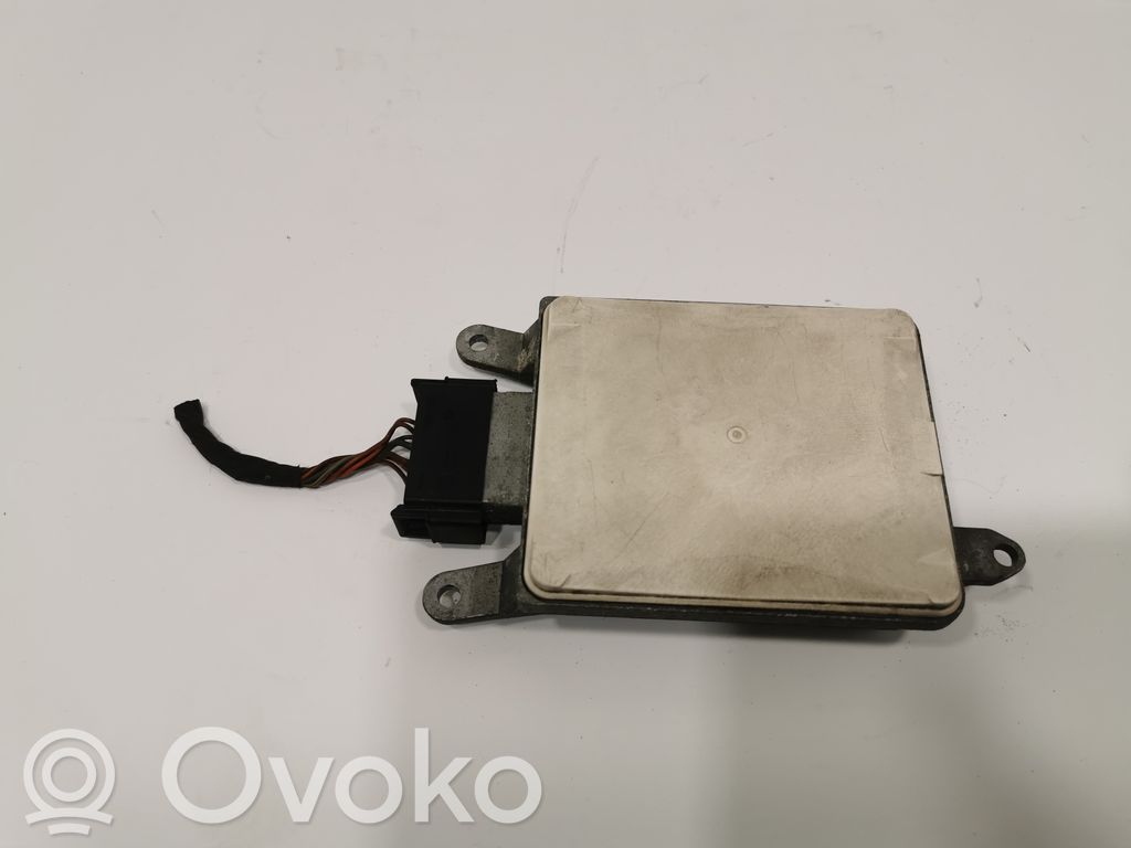 Aklās zonas kontroles modulis