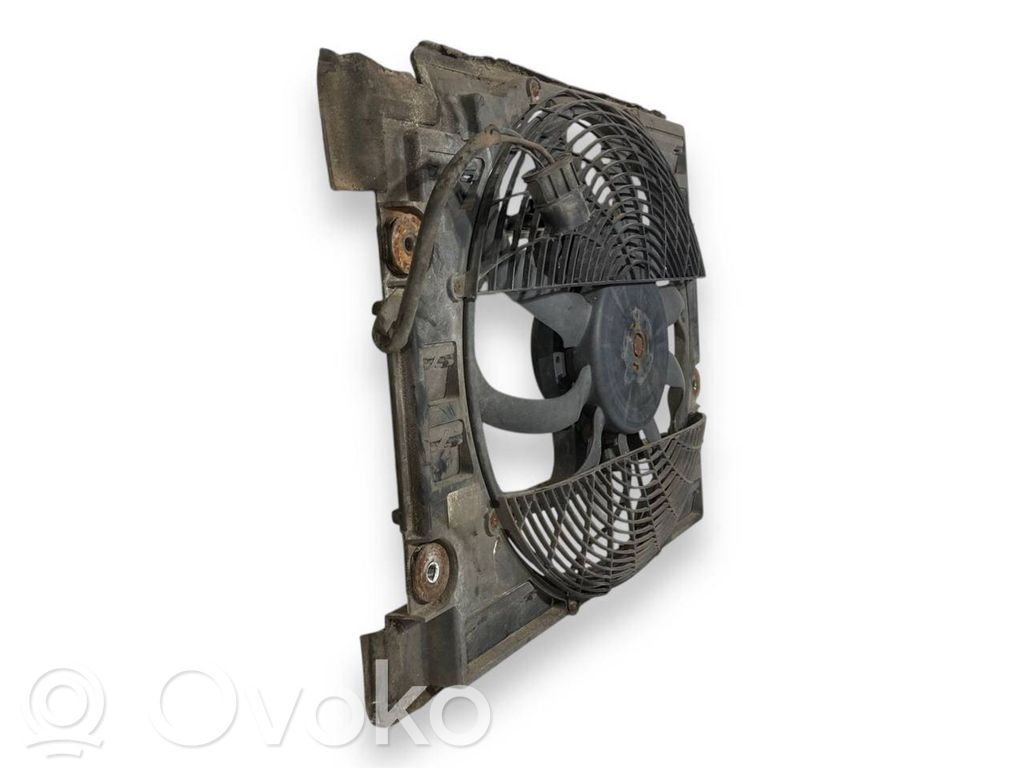 Elektrisks radiatoru ventilators