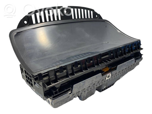 Ekrāns / displejs / mazais ekrāns