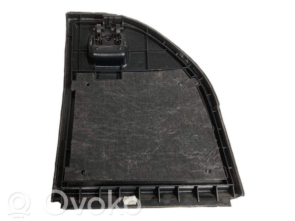 Side decorative trim panel