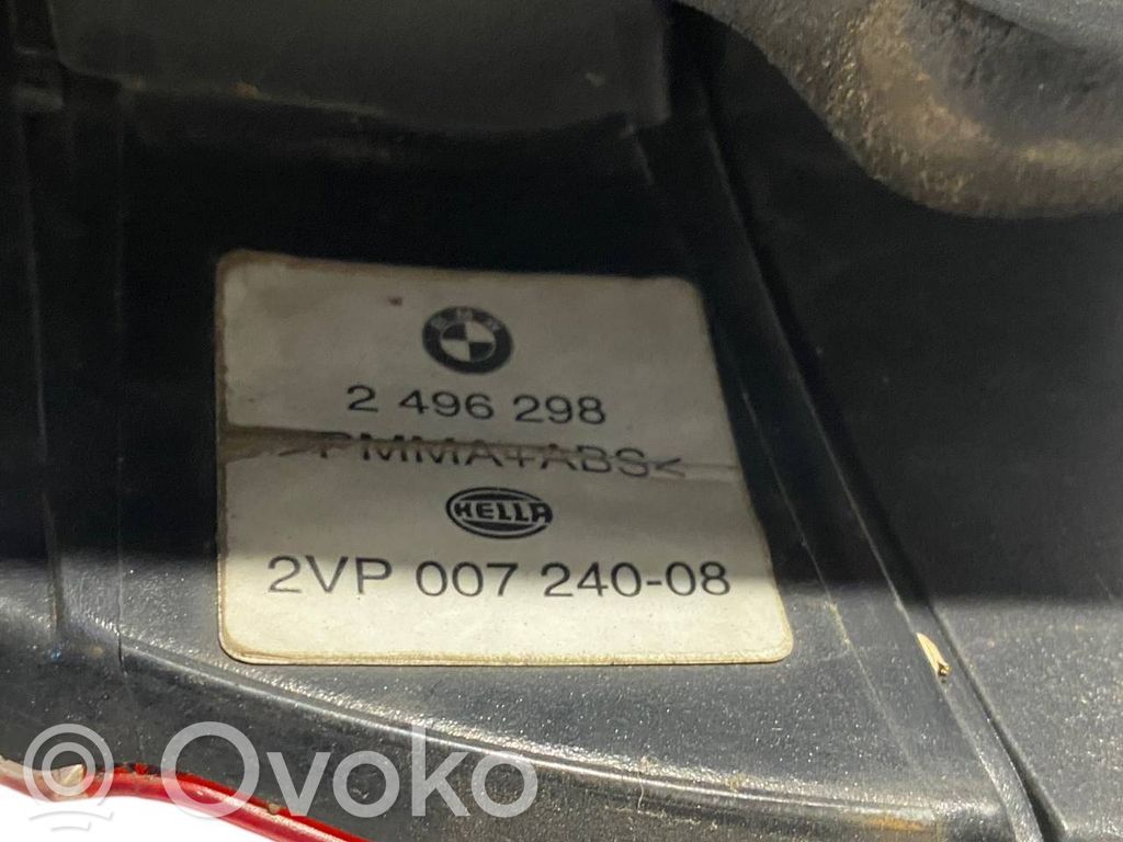 Aizmugurējais lukturis virsbūvē