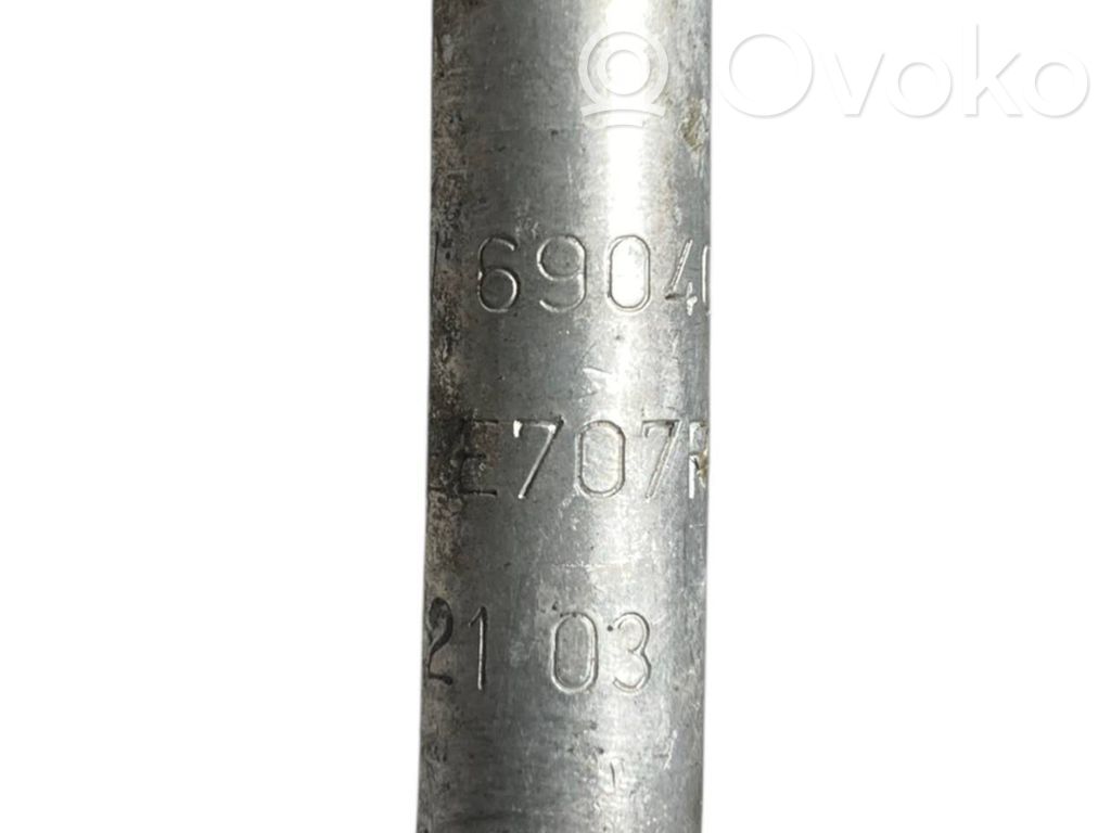 Gaisa kondicioniera caurulīte (-es) / šļūtene (-es)