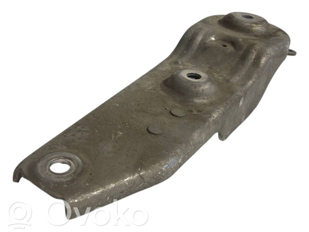 Cits aizmugures šasijas elements