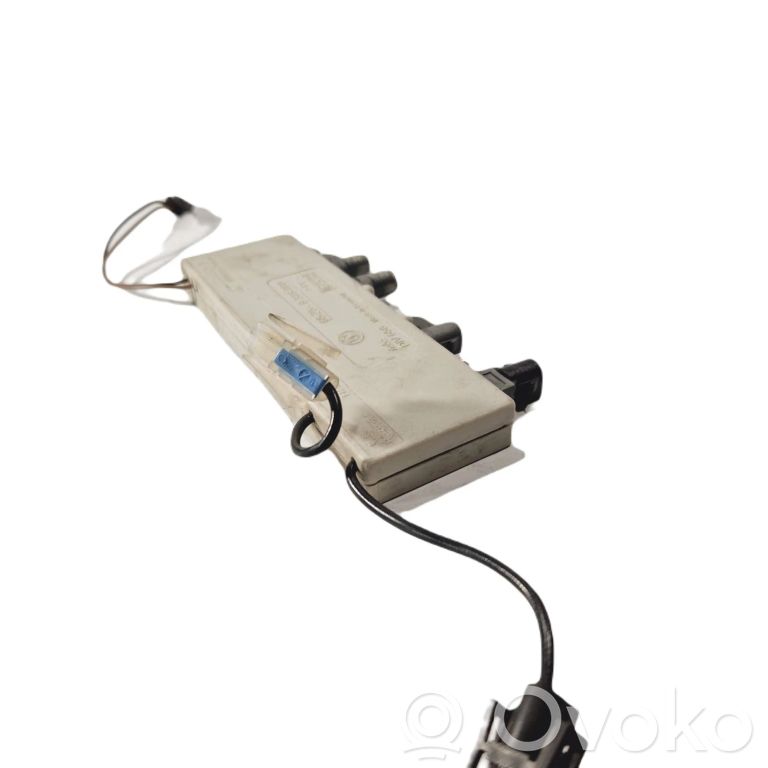 Antenas vadības bloks