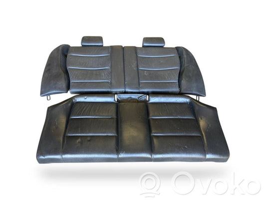 Aizmugurējais sēdeklis