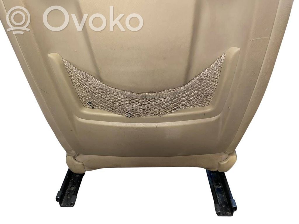 Salona daļu komplekts