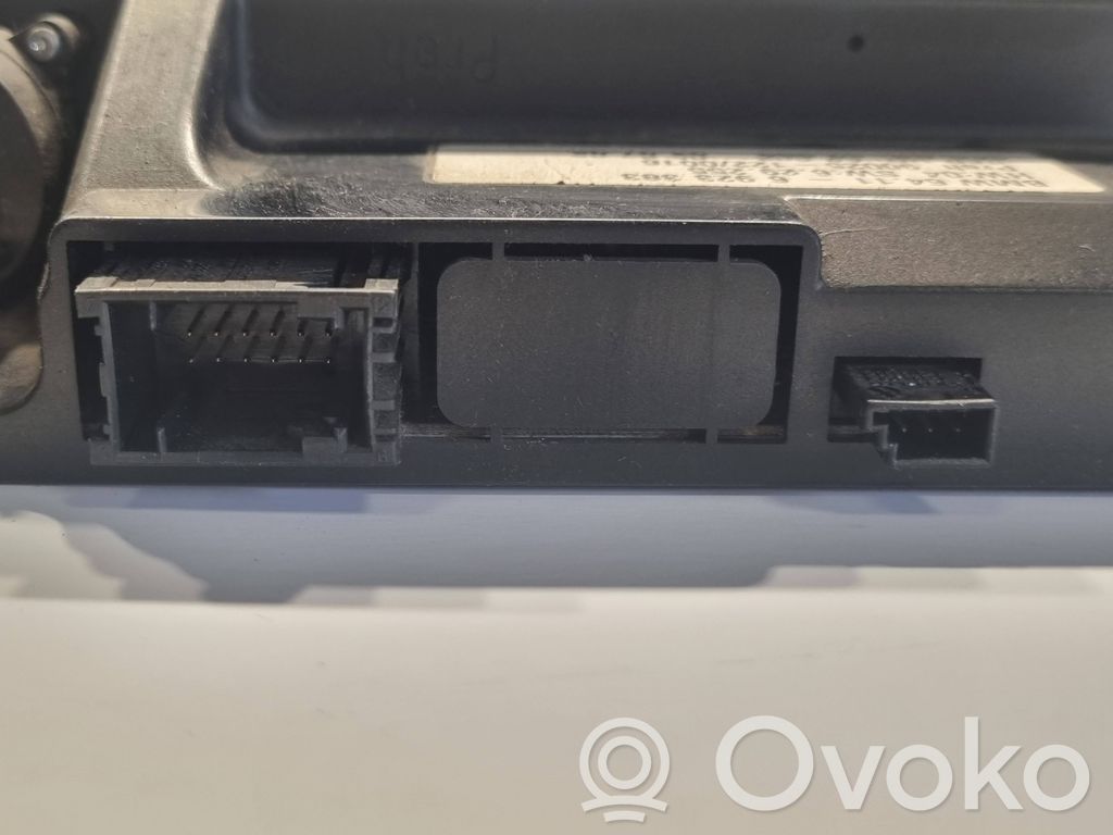 Air conditioning / climate control / interior heating control unit (in the passenger compartment)