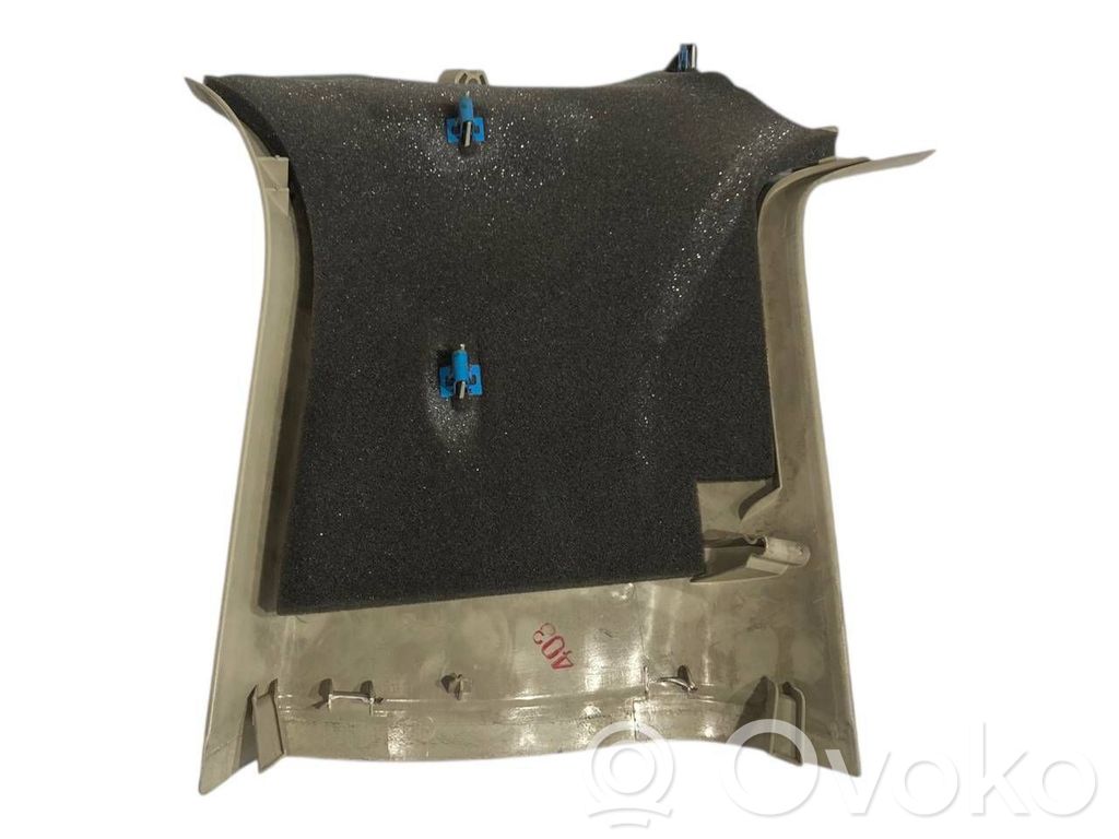 (D) statņa dekoratīvā apdare (augšdaļa)