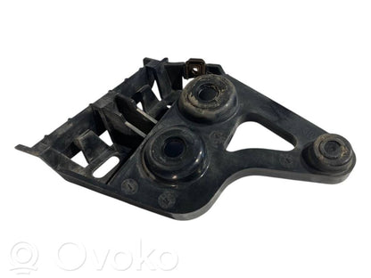 Aizmugurējā bufera montāžas kronšteins