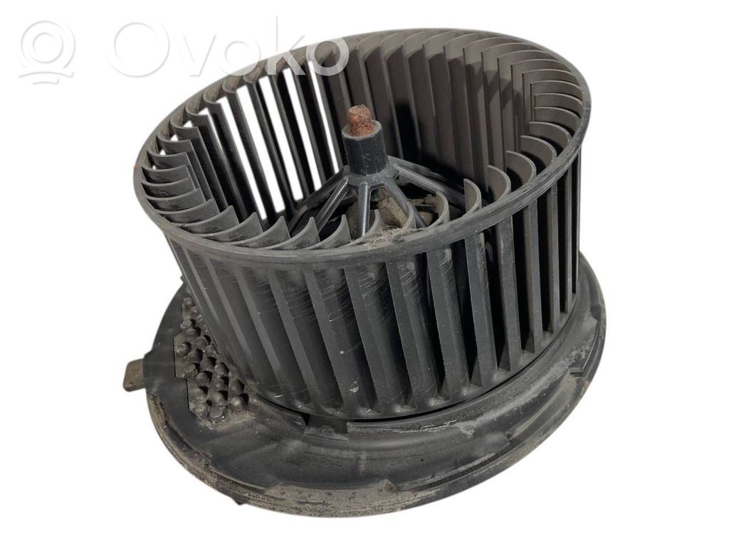 Mazā radiatora ventilators