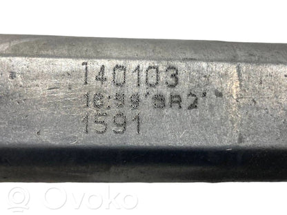 Stūresrata ass krustsavienojums