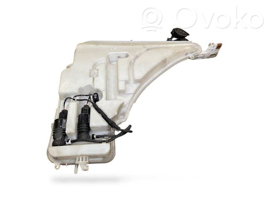 Logu šķidruma tvertne