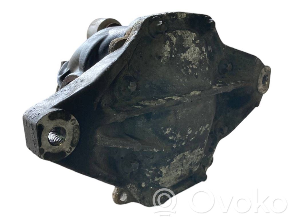 Aizmugurējais reduktors