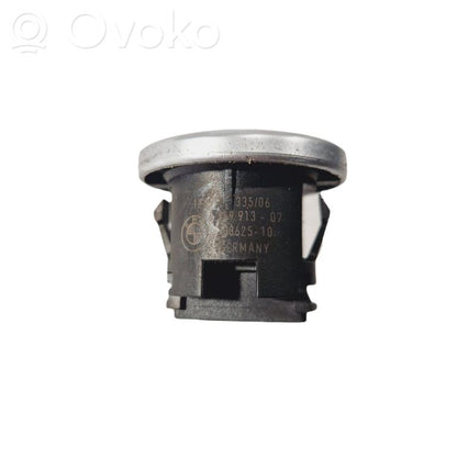 Automašīnas aizdedzes un startera slēdzis