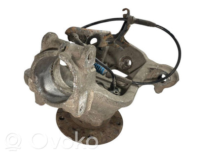 Priekšējā riteņa rumbas vārpstas šarnīrs (stupica, capfa)