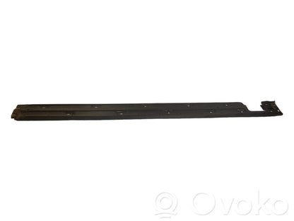 Side underbody protection