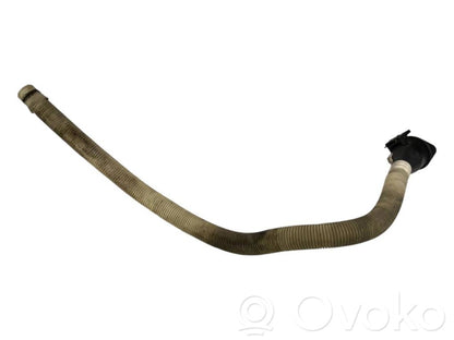 Washer fluid pipe(s) for the front window