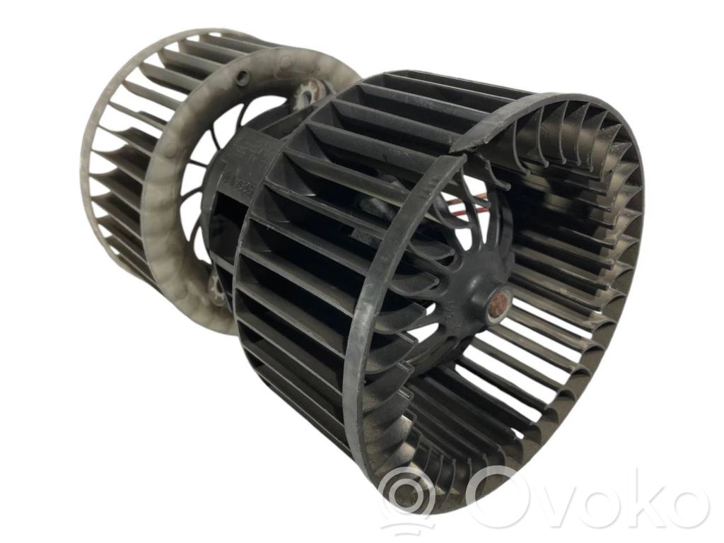 Mazā radiatora ventilators