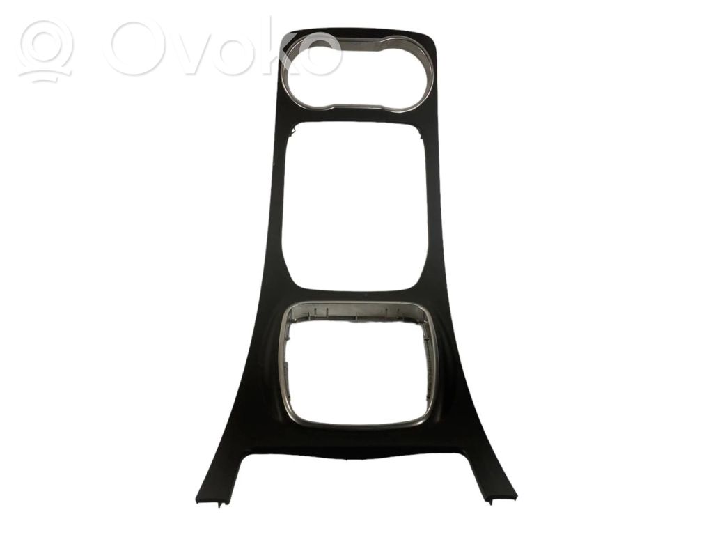 Ātrumu pārslēgšanas sviras dekoratīvā apdare (plastmasas)