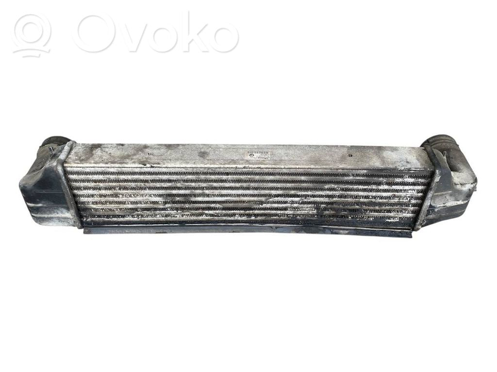 Starpdzesētāja radiators