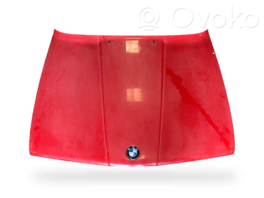 Dzinēja pārsegs (vāks)