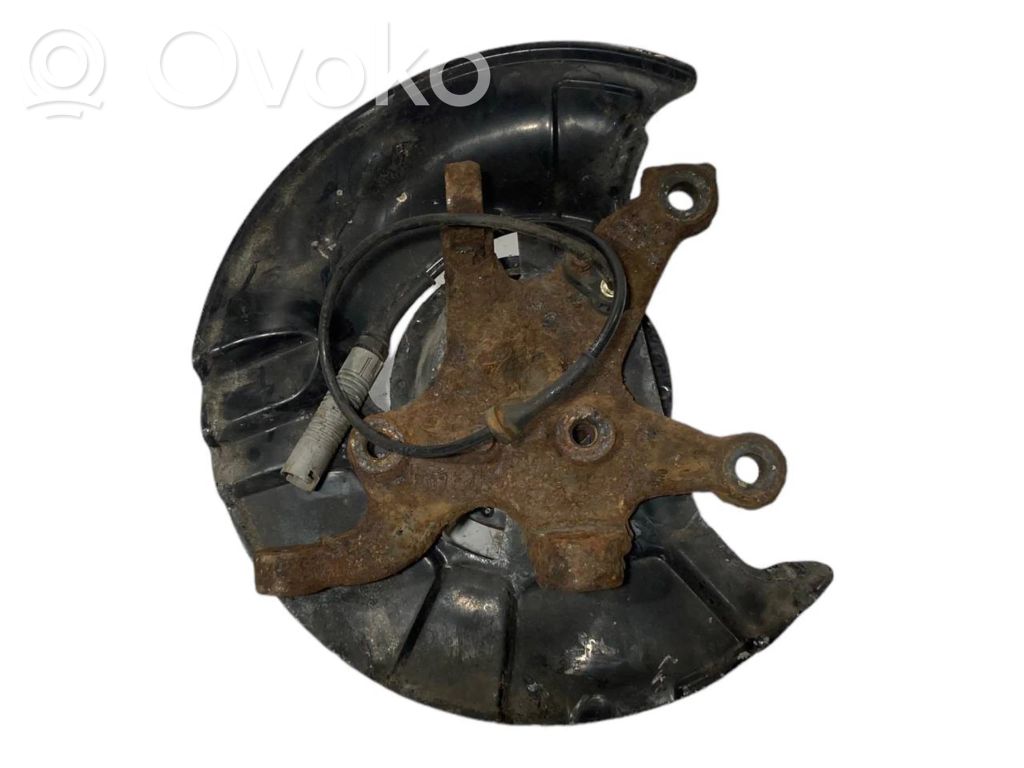 Priekšējā riteņa rumbas vārpstas šarnīrs (stupica, capfa)