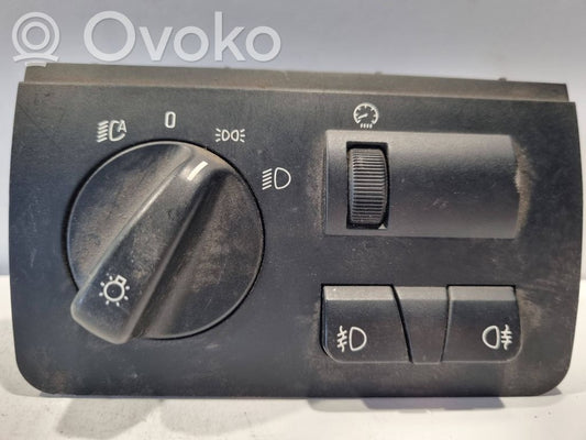 Headlight switch