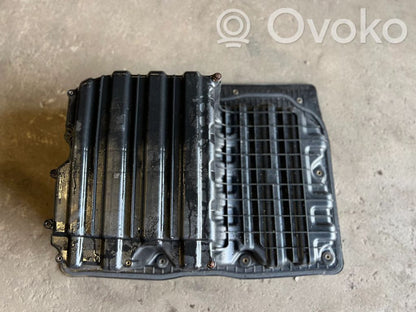 Trunk storage compartment