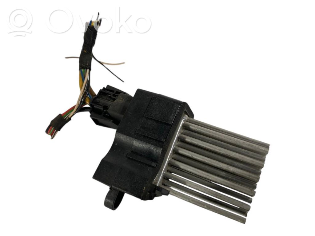 Маленький реостат вентилятора радиатора