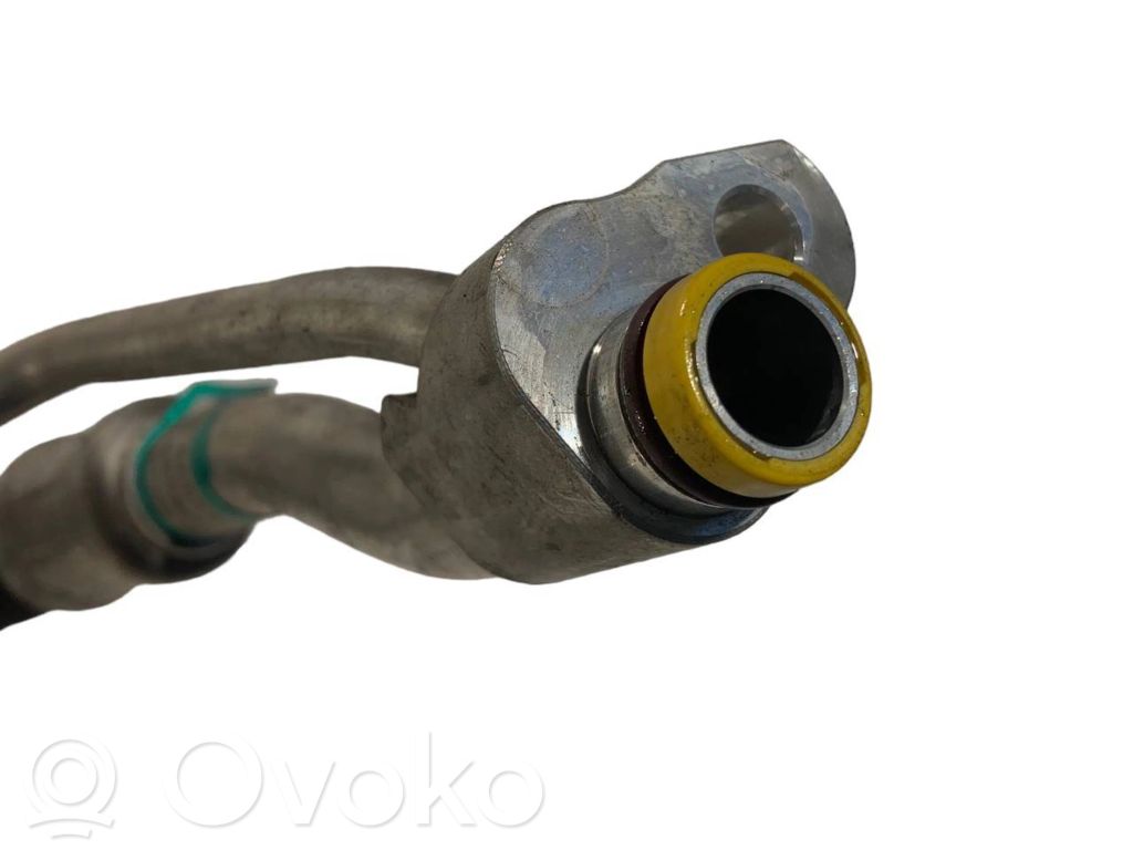 Gaisa kondicioniera caurulīte (-es) / šļūtene (-es)