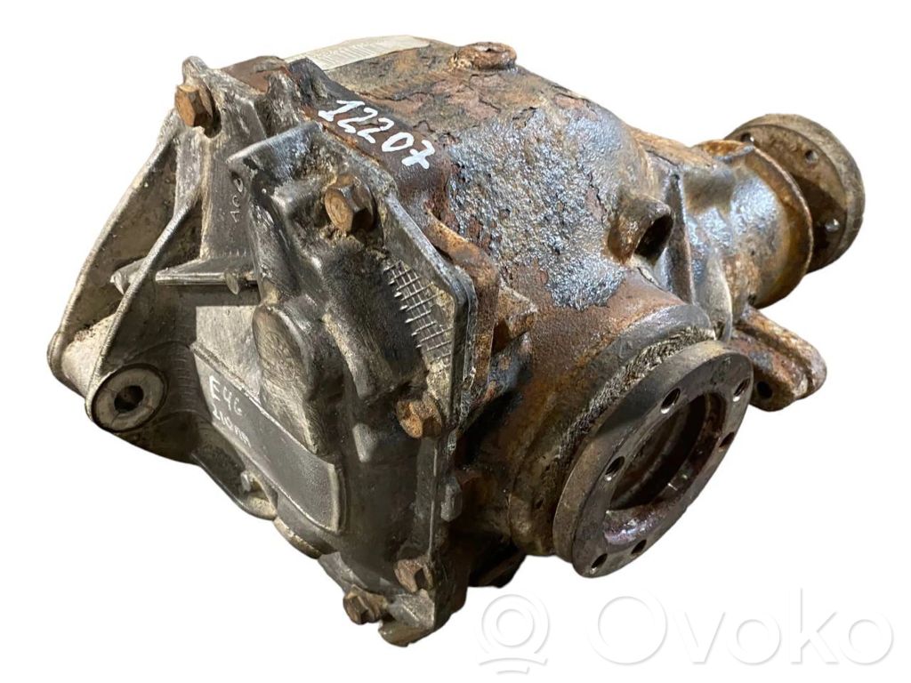 Aizmugurējais reduktors